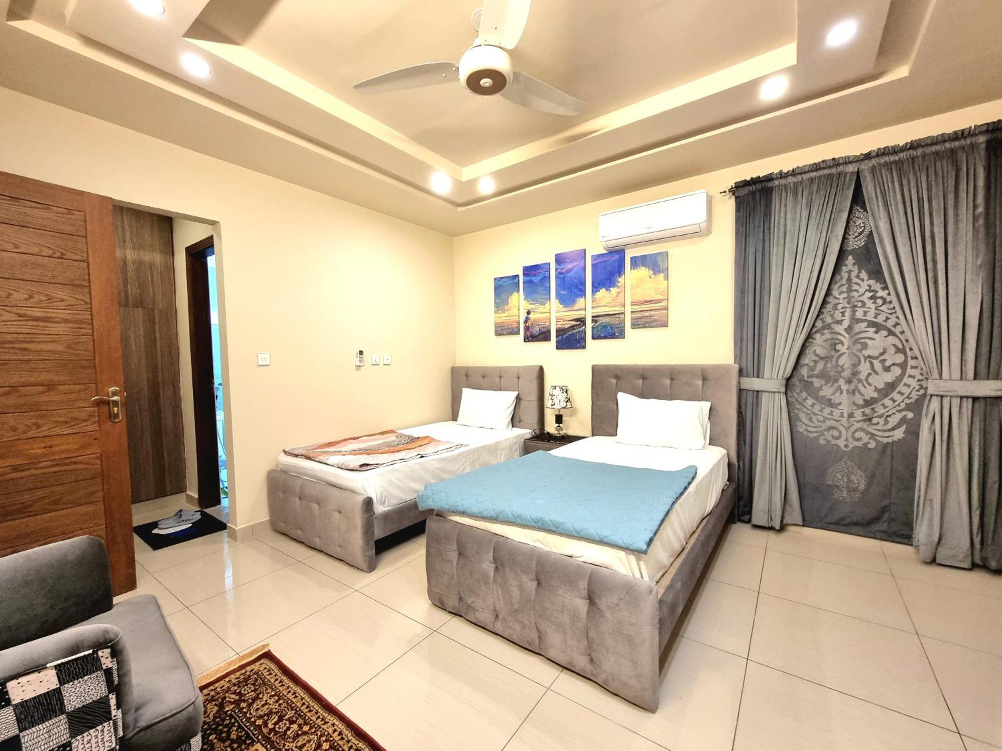 Executive 3 Bedrooms Apartment In Bahria Town ราวัลปินดี ภายนอก รูปภาพ