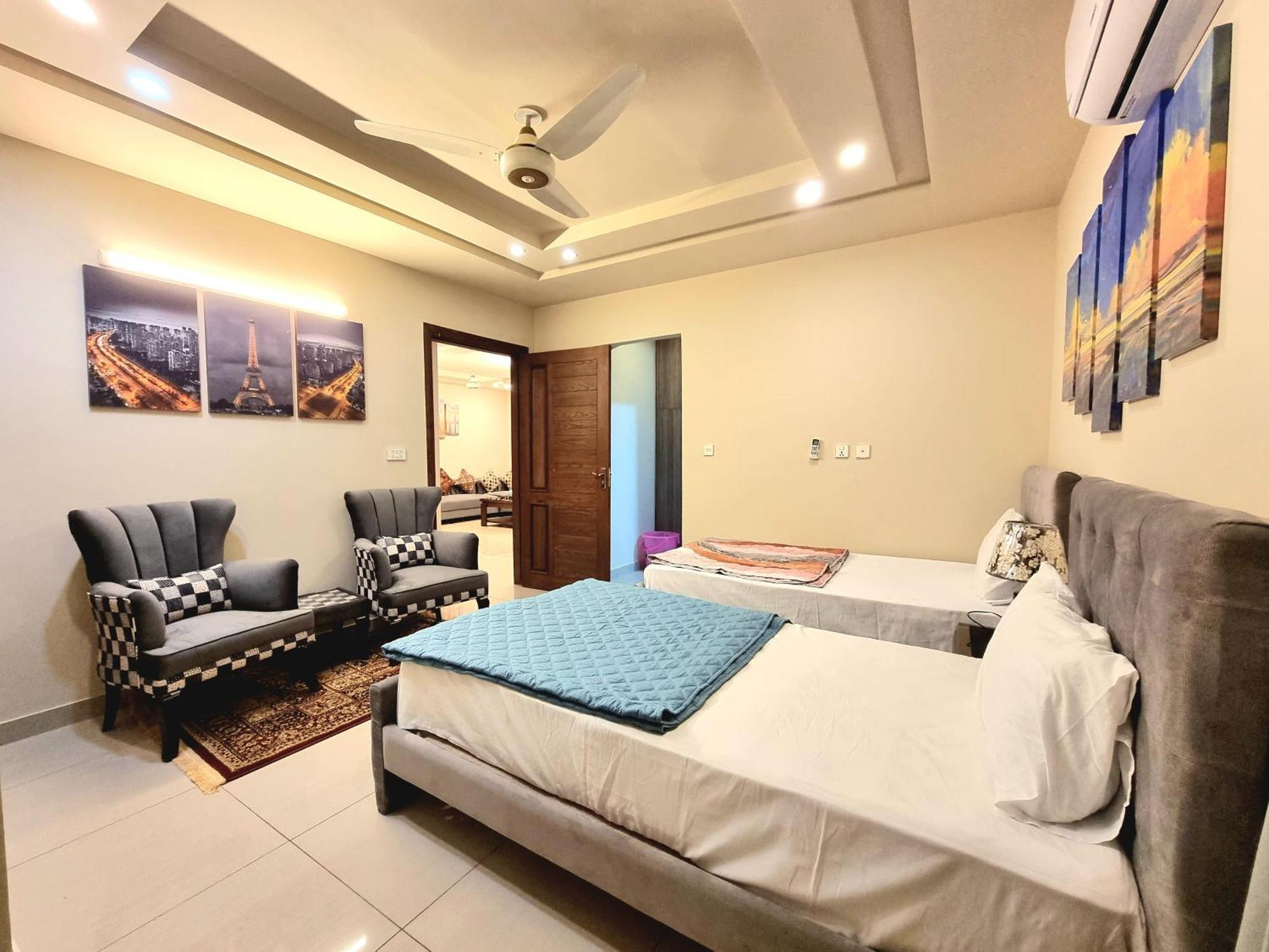 Executive 3 Bedrooms Apartment In Bahria Town ราวัลปินดี ภายนอก รูปภาพ
