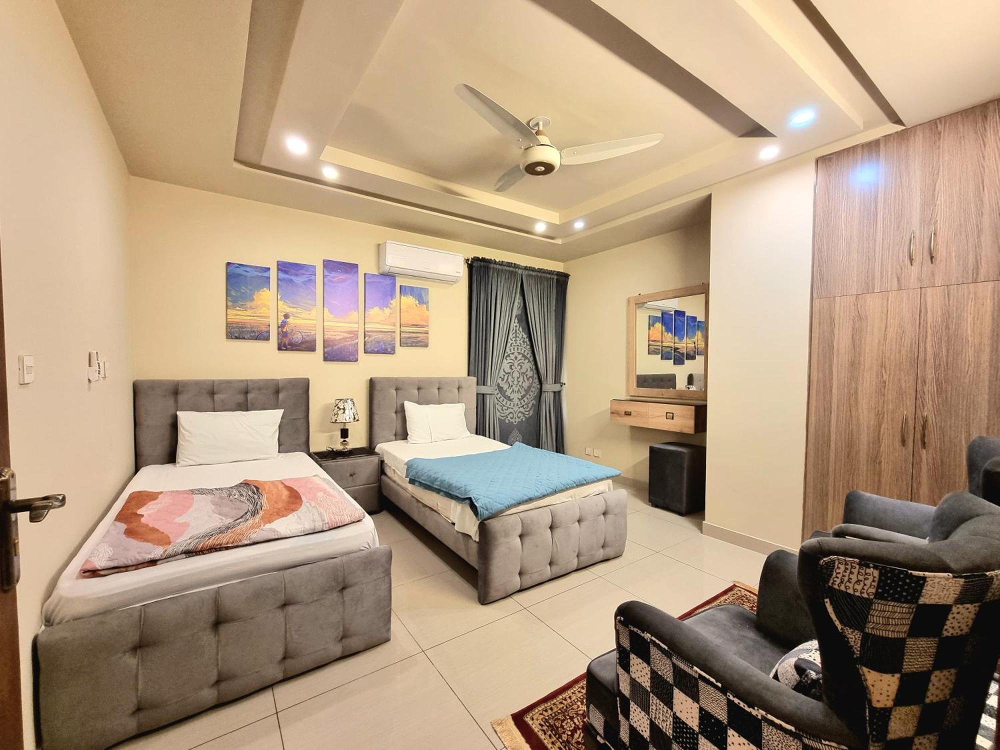 Executive 3 Bedrooms Apartment In Bahria Town ราวัลปินดี ภายนอก รูปภาพ